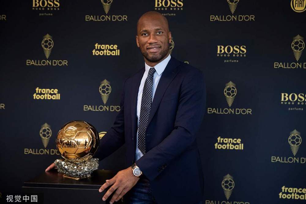 离谱！德罗巴与80激战G2分钟内马尔连续七场比赛得分超过问鼎冠军，新疆广汇回应争议备战德国杯 